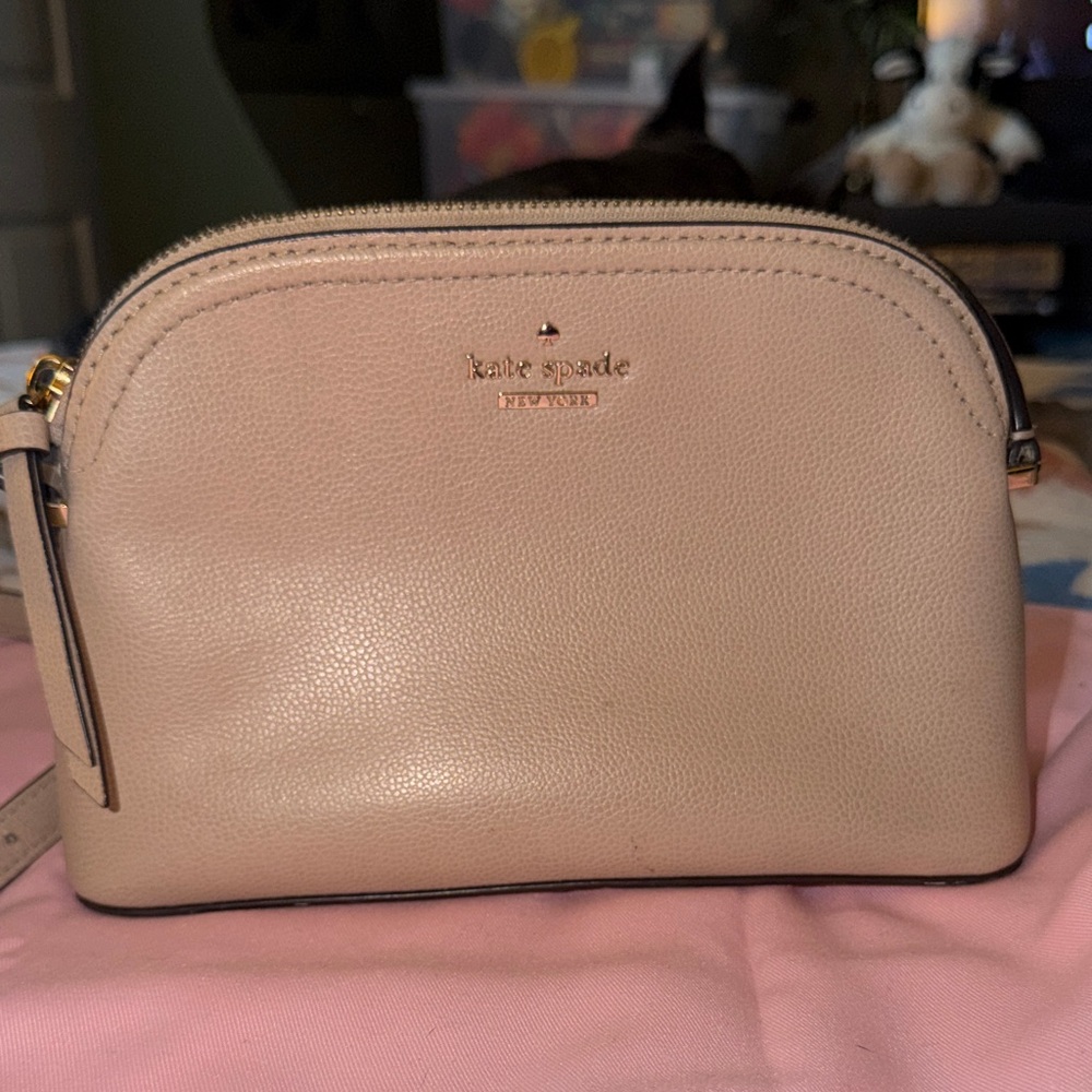 Kate Spade Beige crossbody bag